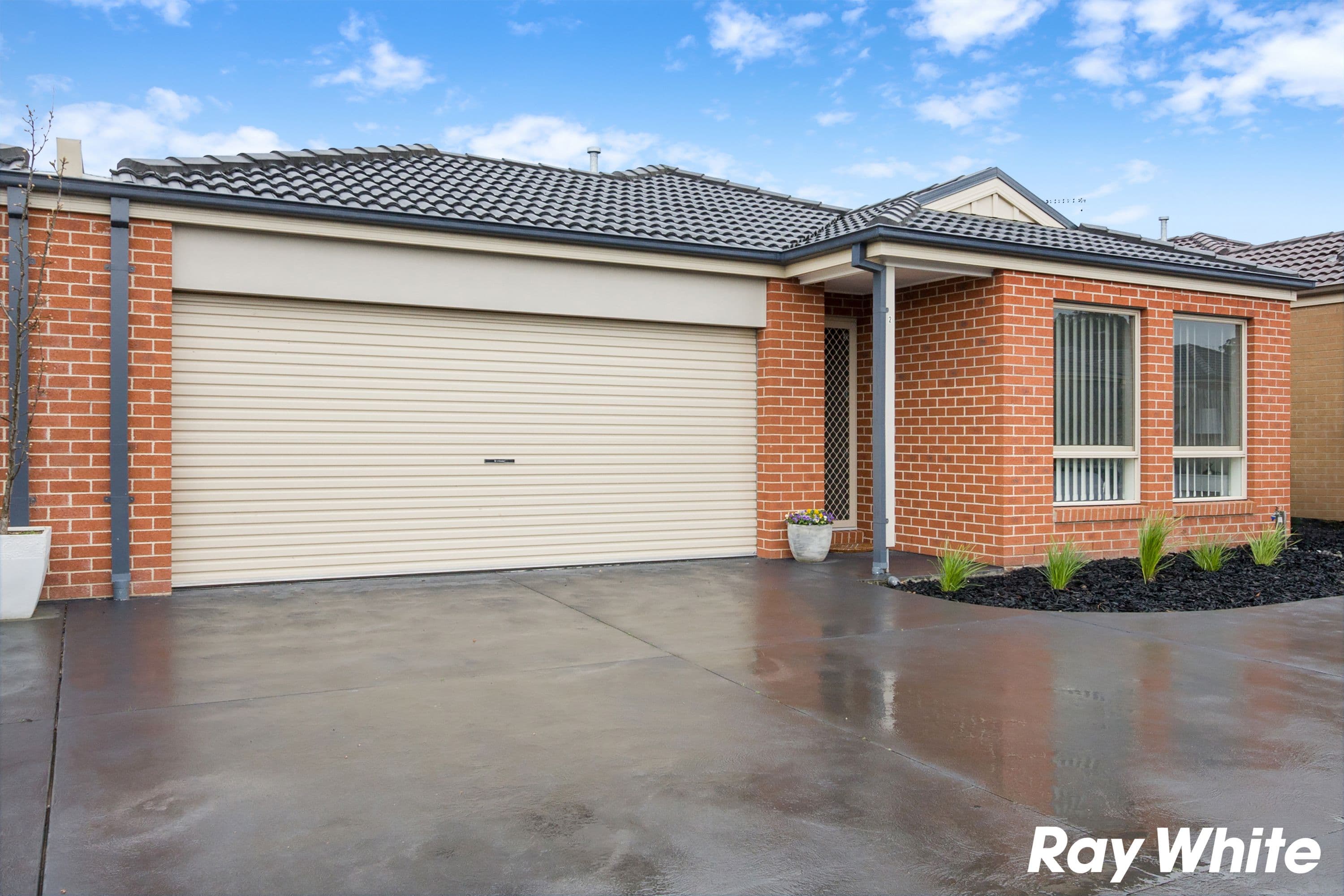 9 Shakespeare Court, Drouin VIC 3818, Drouin - Image 1