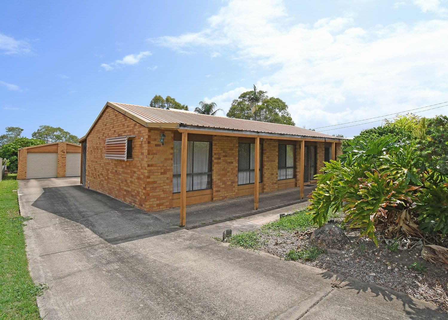 73 Hammond Street, Urangan QLD 4655, Urangan - Image 1
