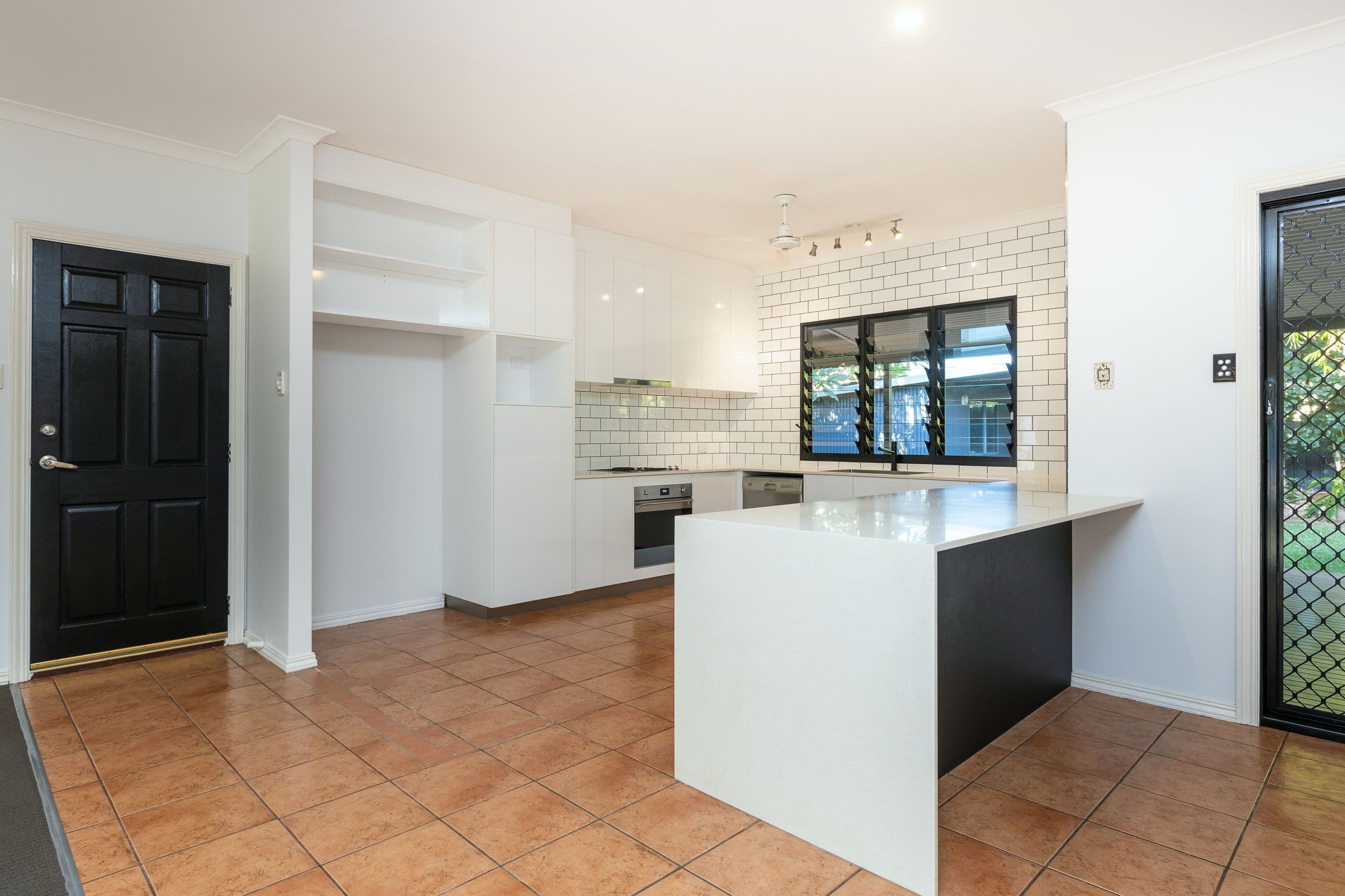 18 Greenshank Drive, Djugun WA 6725, Djugun - Thumbnail 8