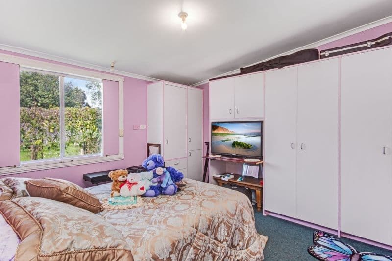 2 Lenborough Street, Beauty Point TAS 7270, Beauty Point - Thumbnail 4