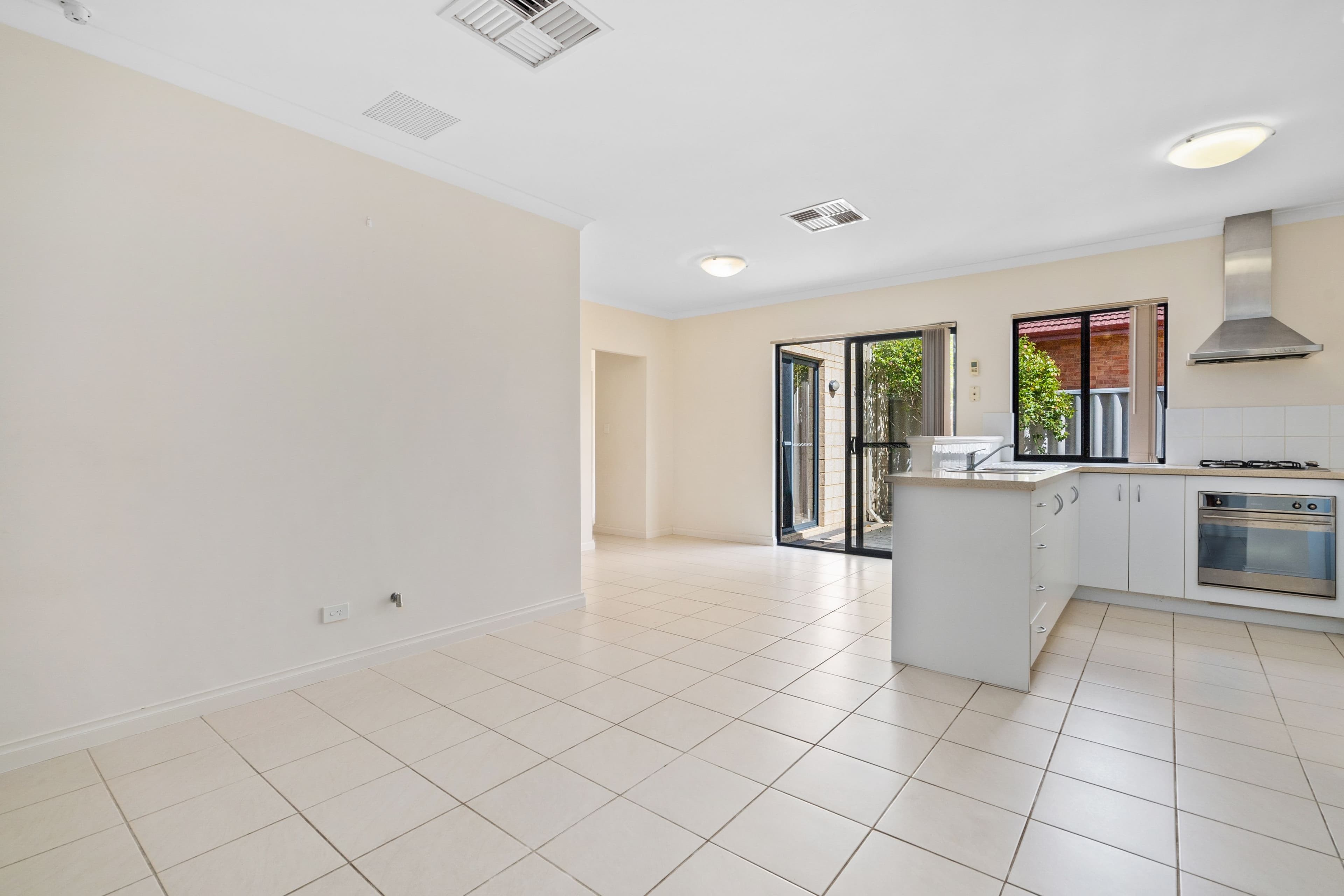 14 Russell Street, Morley WA 6062, Morley - Thumbnail 8