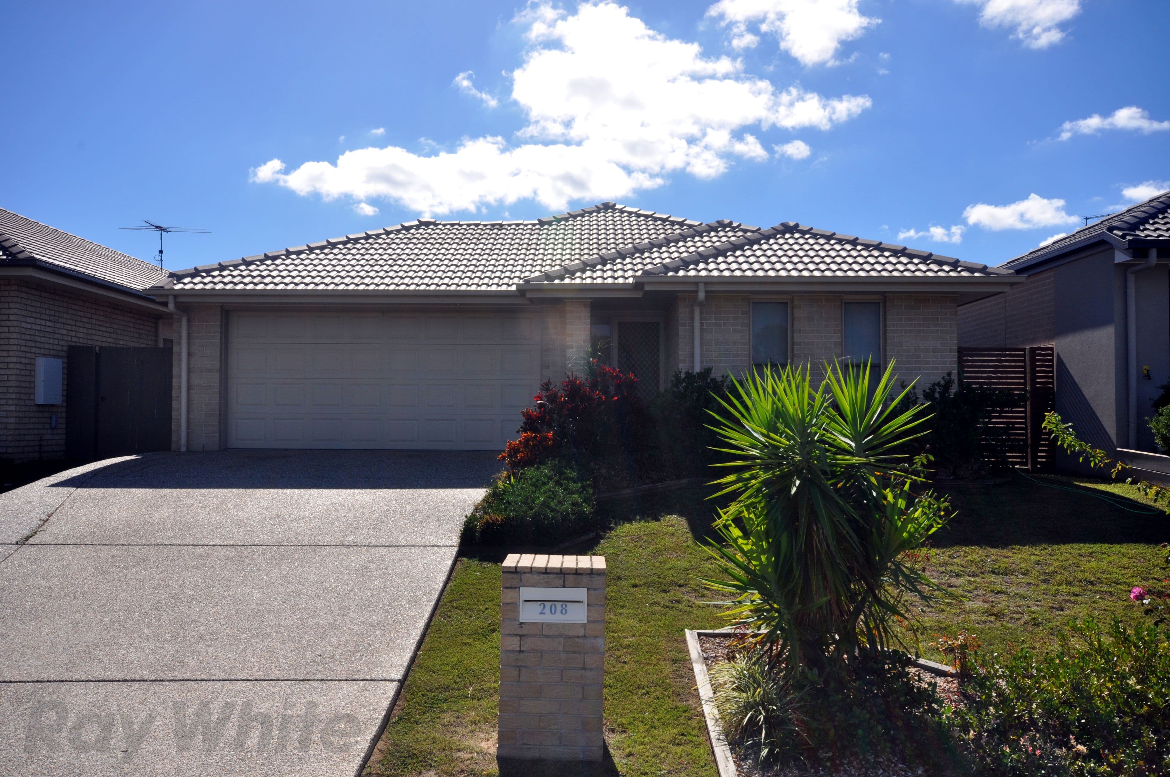 208 Macdonald Drive, Narangba QLD 4504, Narangba - Thumbnail 2