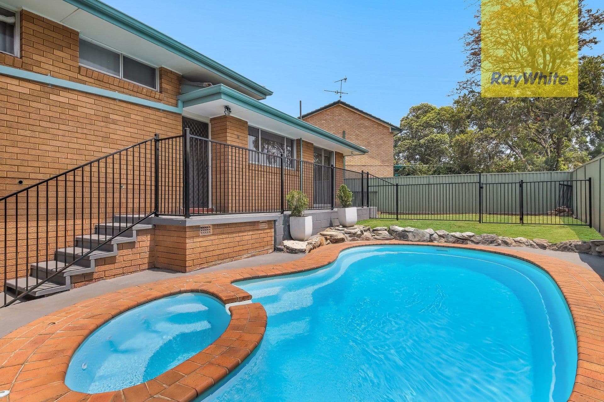 5 Priory Court, Baulkham Hills - Image 1