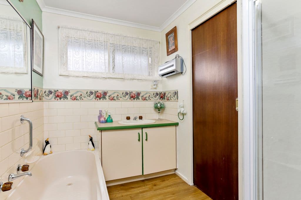 204 Russell Street, Dennington VIC 3280, Dennington - Thumbnail 3