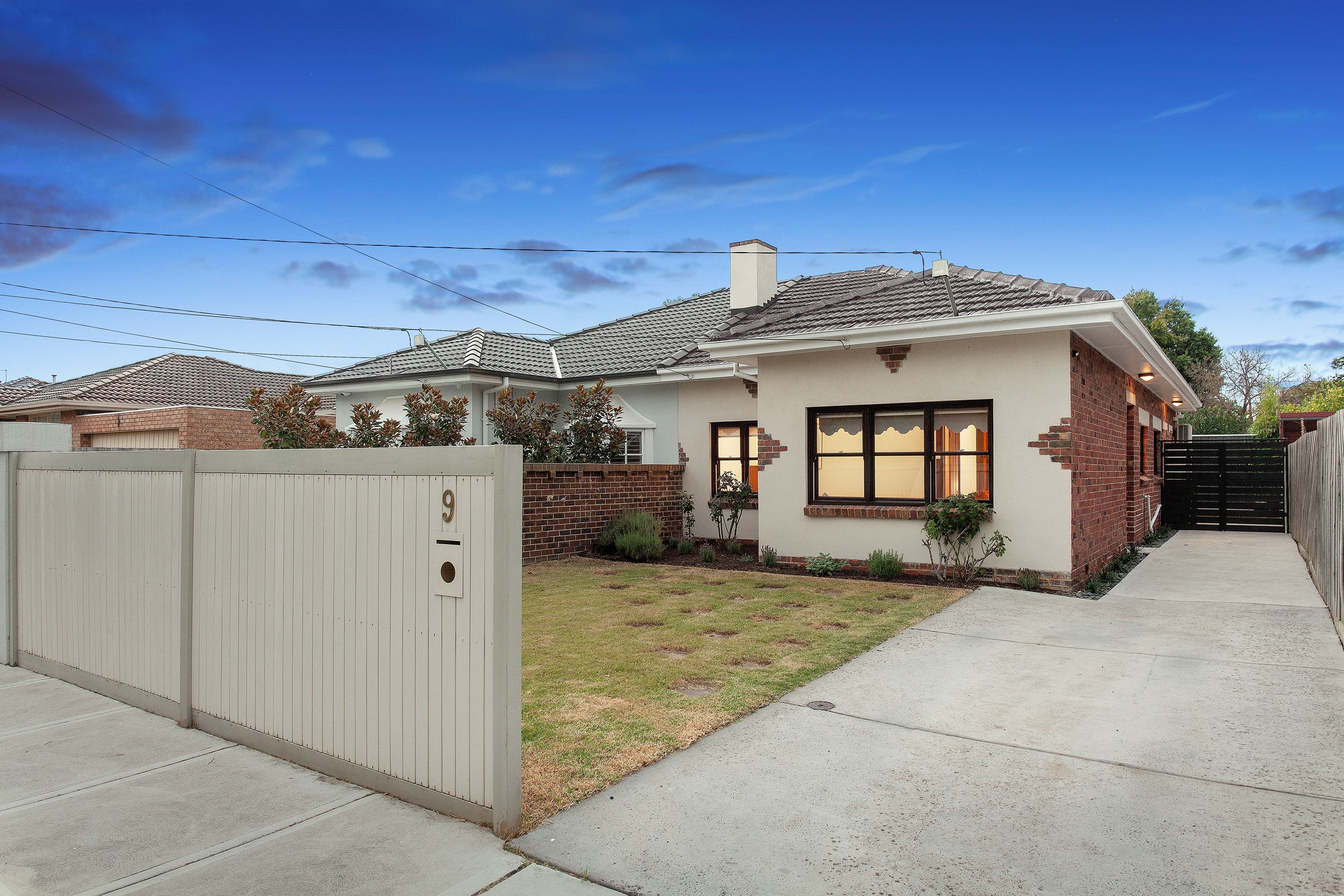 9 Newman Avenue, Carnegie VIC 3163, Carnegie - Image 1