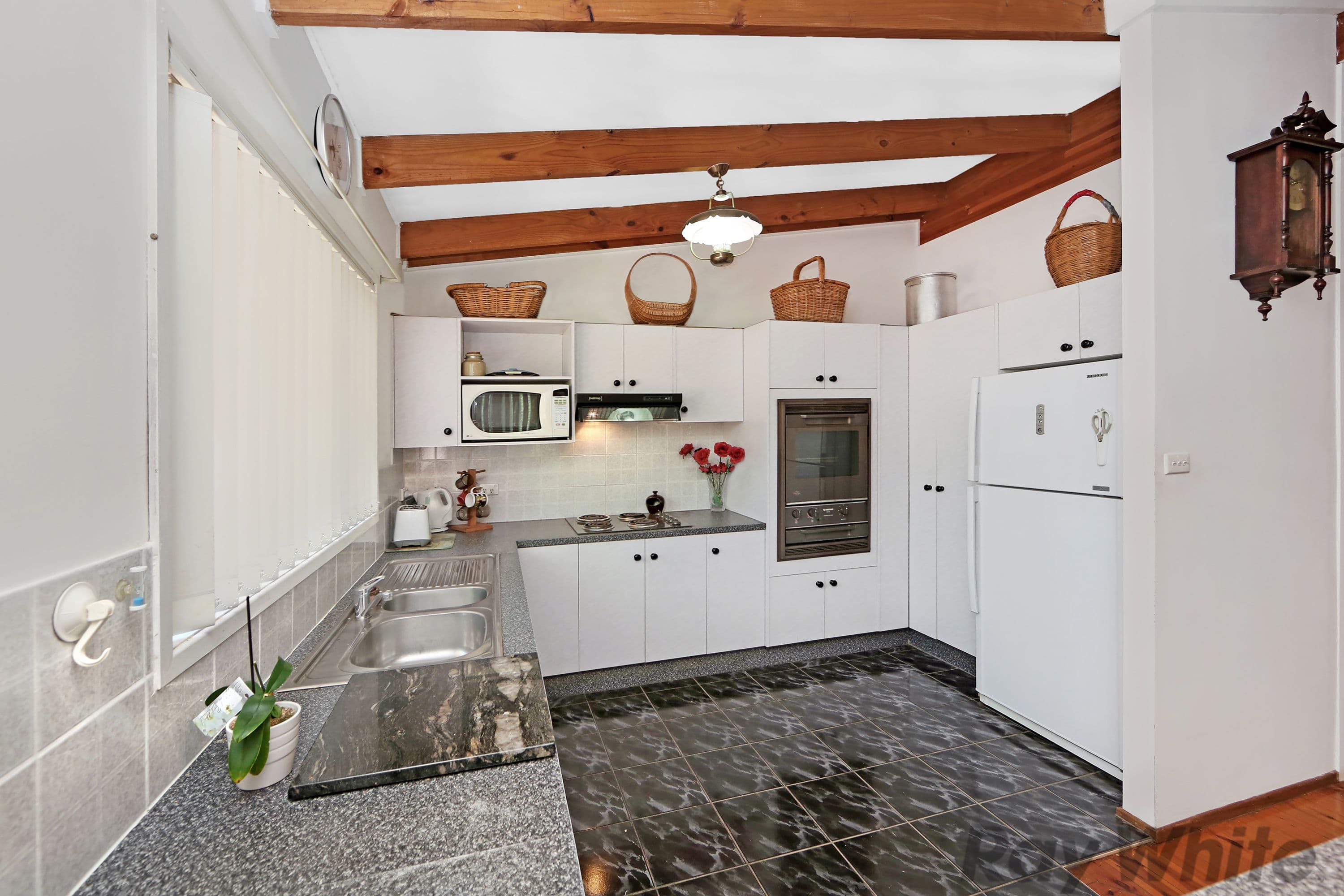 40 Elabana Avenue, Chain Valley Bay - Thumbnail 3