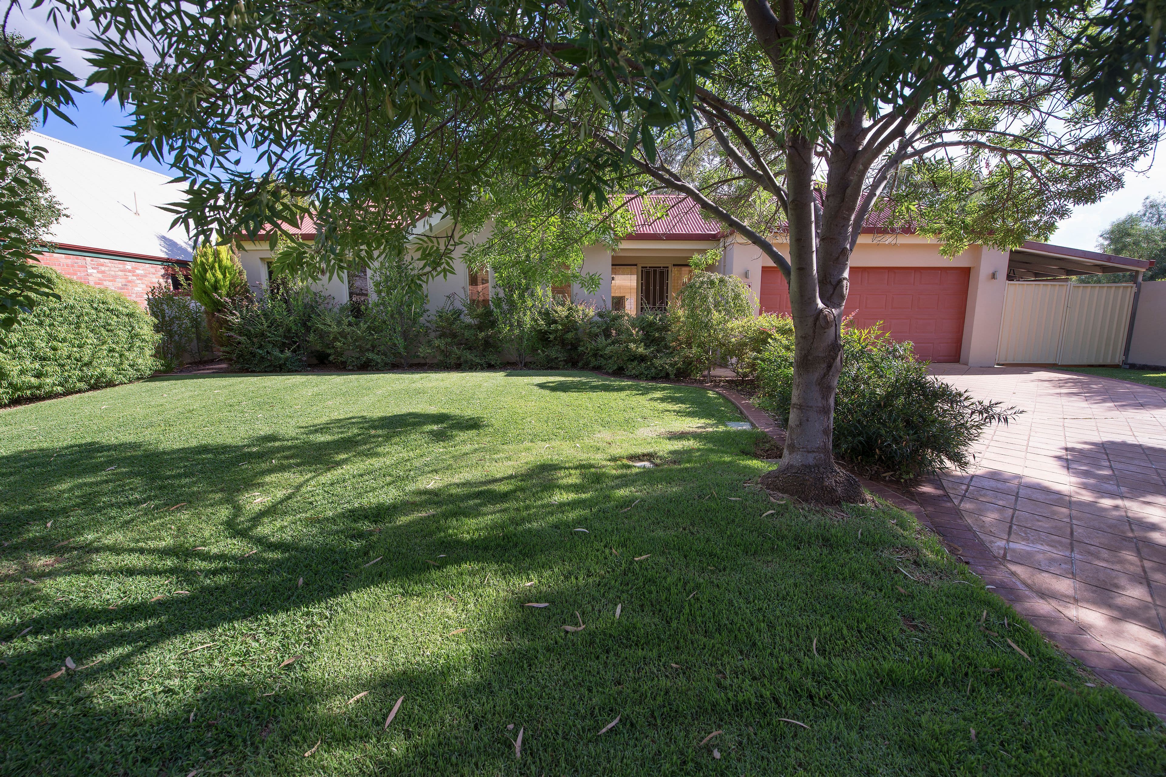 25 Goldfinch Court, Murray Downs NSW 2734, Murray Downs - Image 1