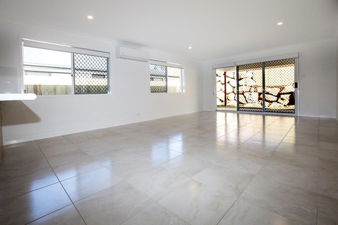 10 Firetail Street, Deebing Heights QLD 4306, Deebing Heights - Thumbnail 3