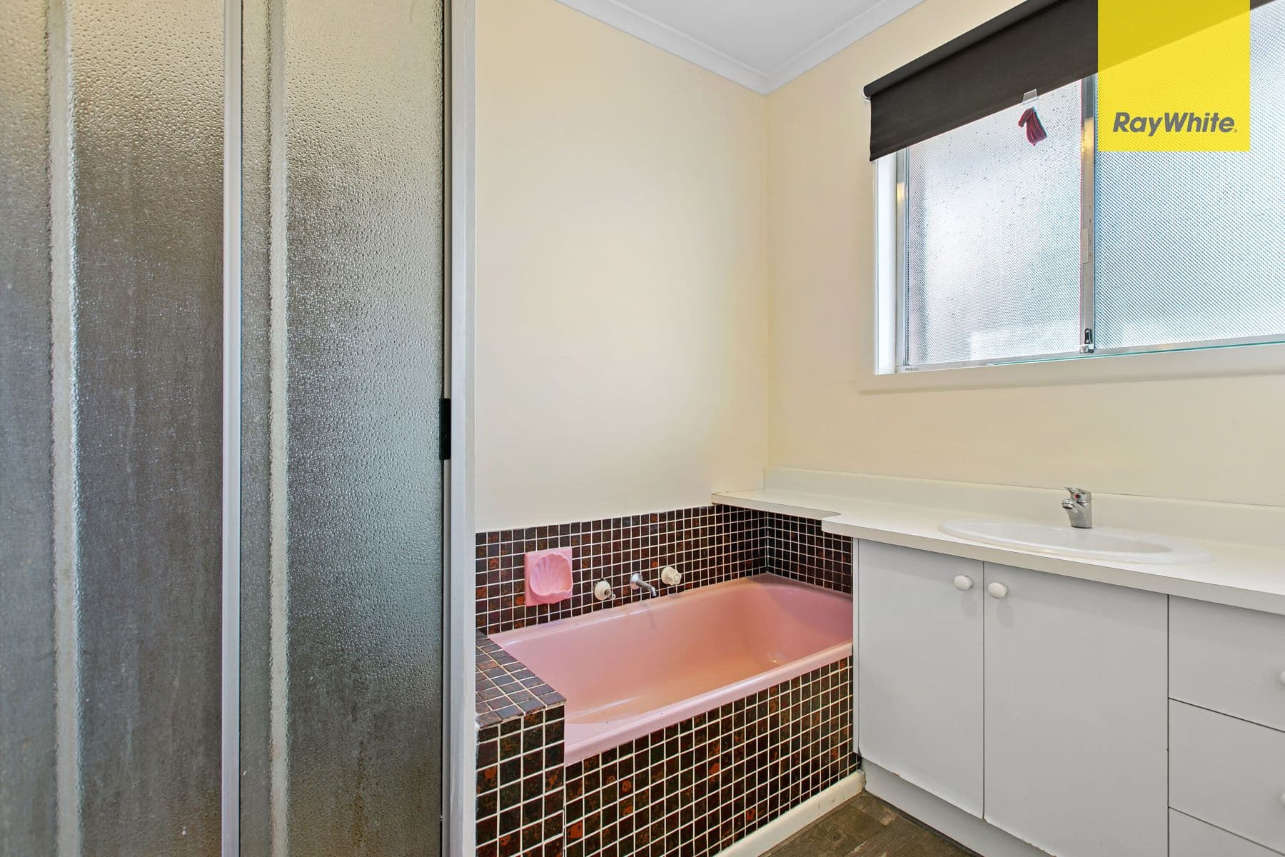 56 Oleander Drive, St Albans VIC 3021, St Albans - Thumbnail 4