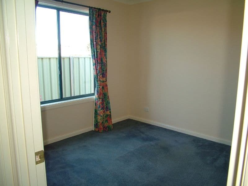 93   Sheraton Road, DUBBO NSW 2830, Dubbo - Thumbnail 4