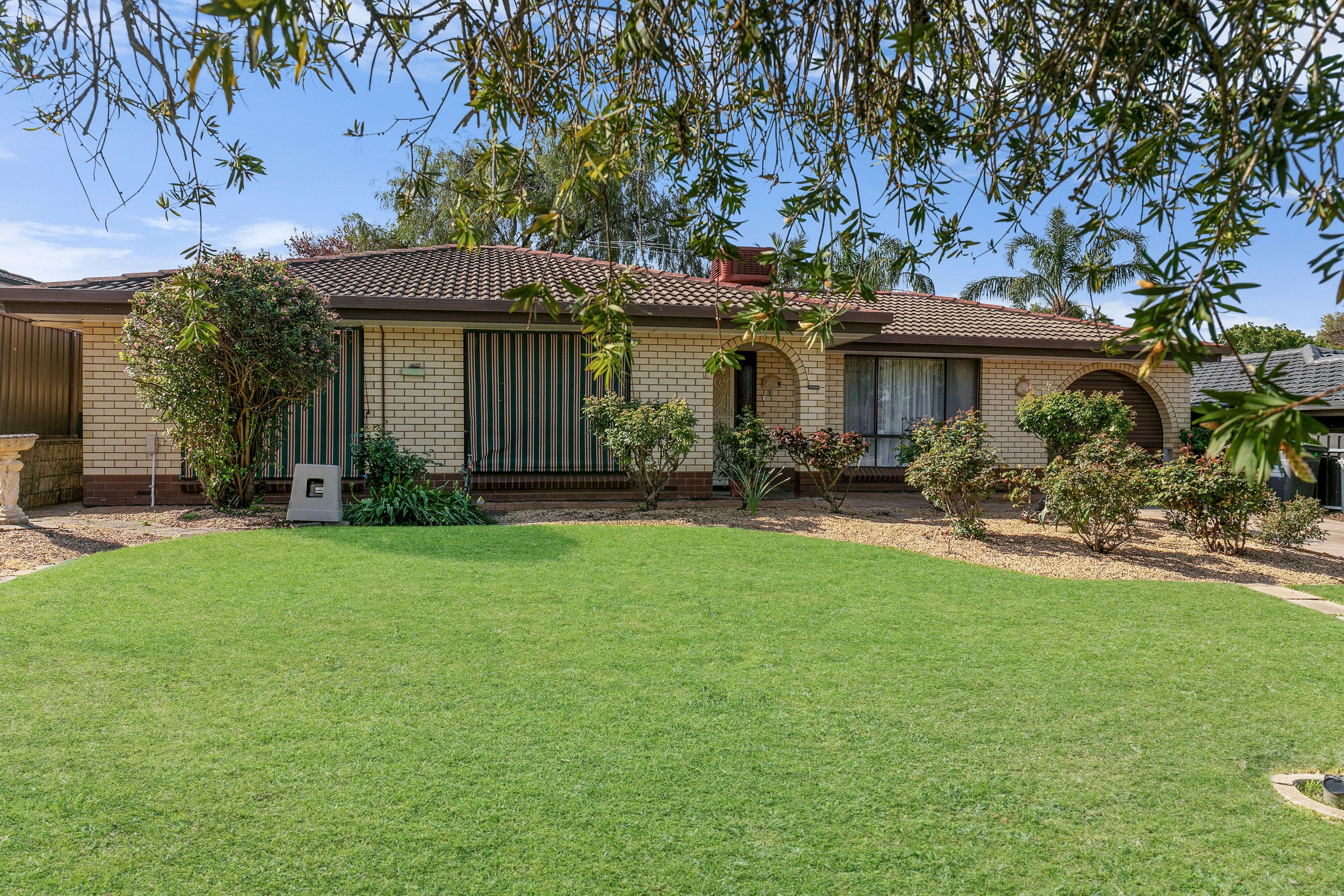 8 Marieberg Avenue, Modbury Heights SA 5092, Modbury Heights - Thumbnail 2