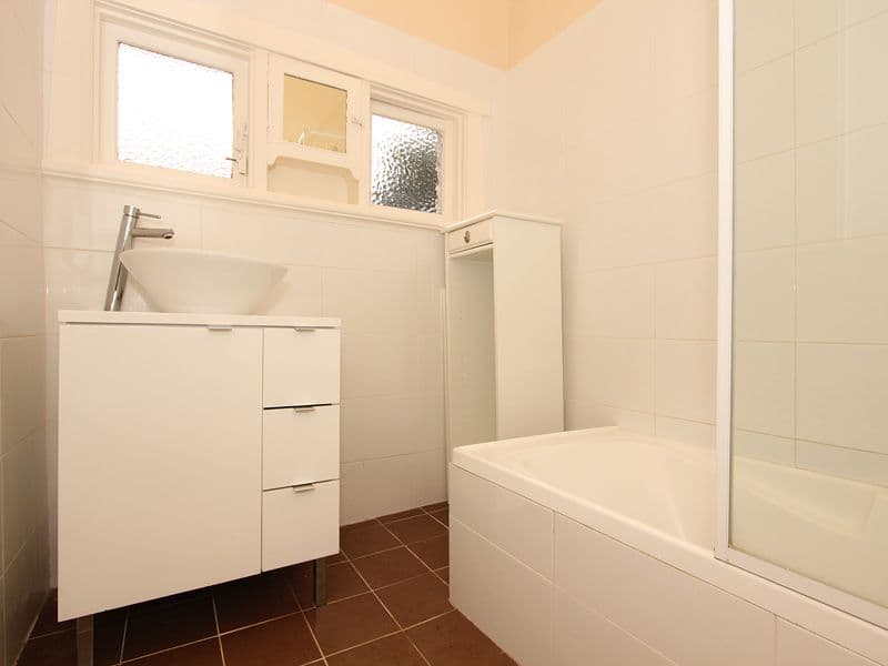 77 Scarborough Beach Road, SCARBOROUGH WA 6019, Scarborough - Thumbnail 4