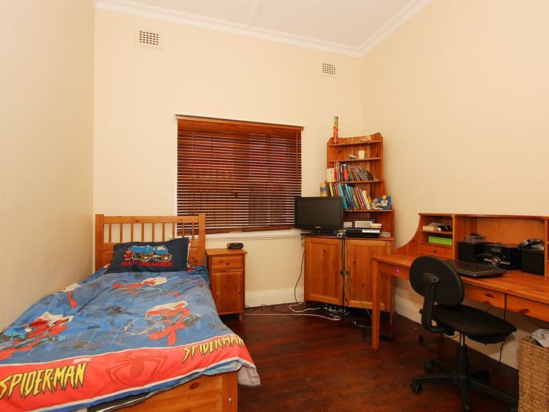 77 Scarborough Beach Road, SCARBOROUGH WA 6019, Scarborough - Thumbnail 6