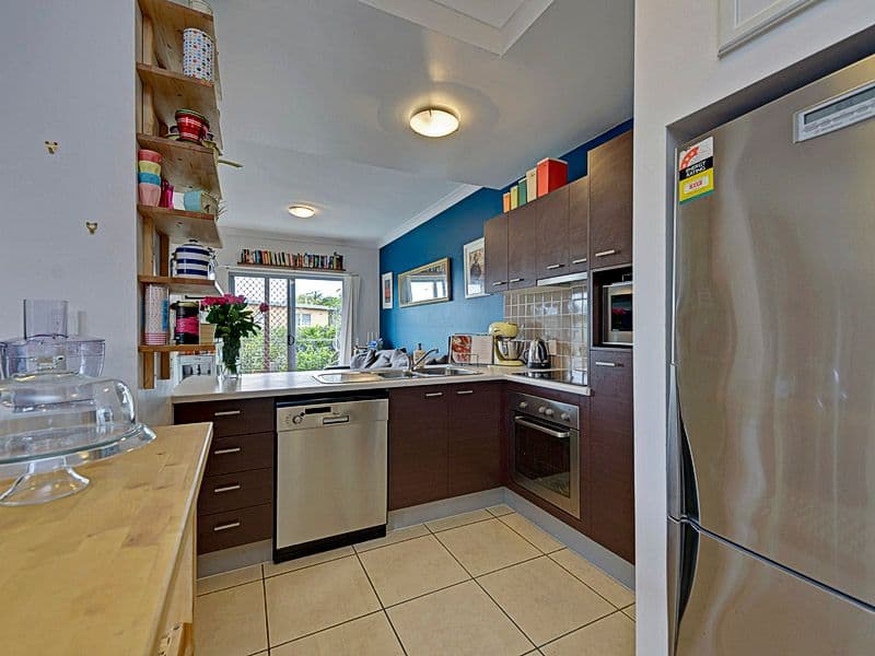 12 Dinmore Street, MOOROOKA QLD 4105, Moorooka - Thumbnail 3