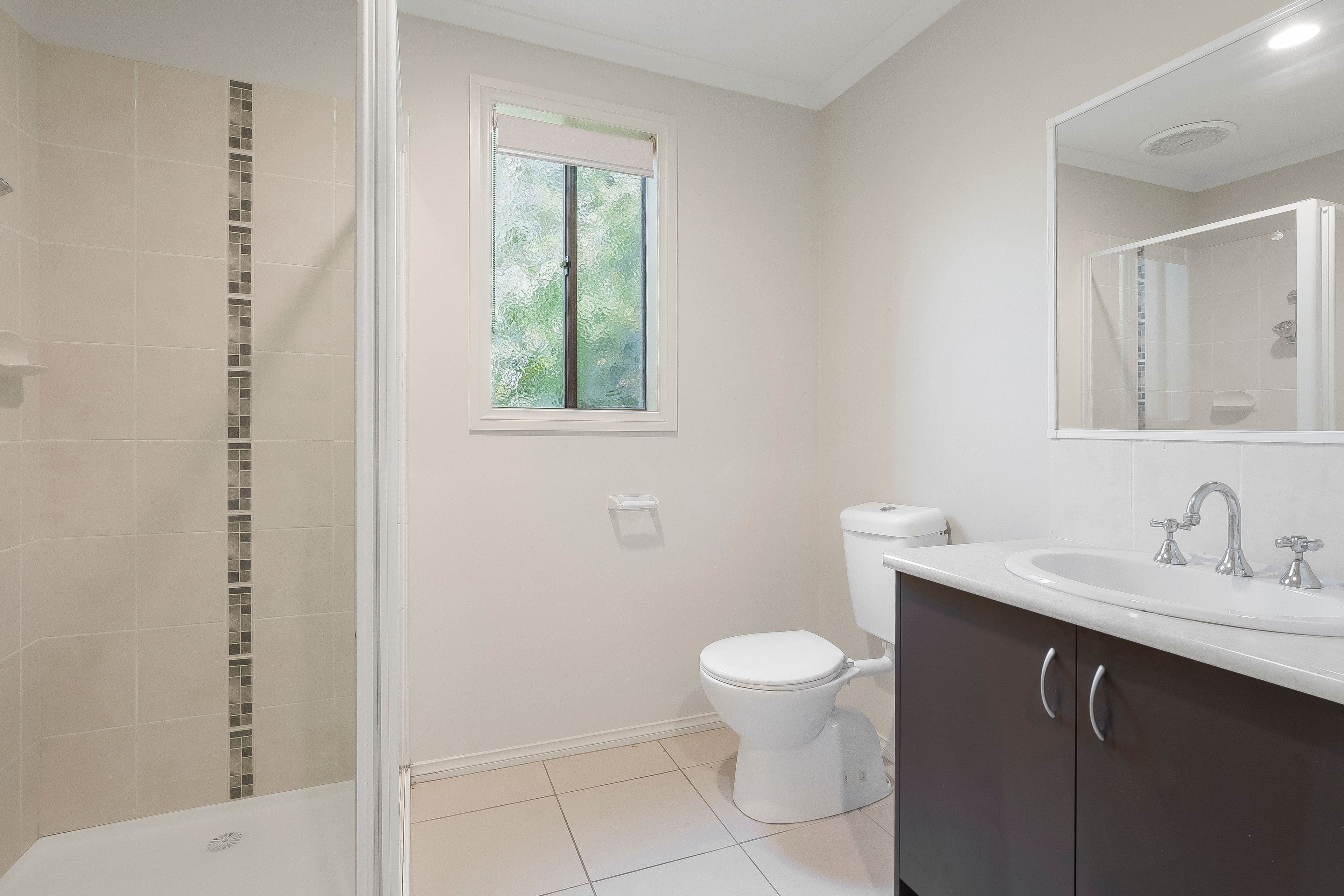 19 Devine Drive, Pakenham VIC 3810, Pakenham - Thumbnail 6