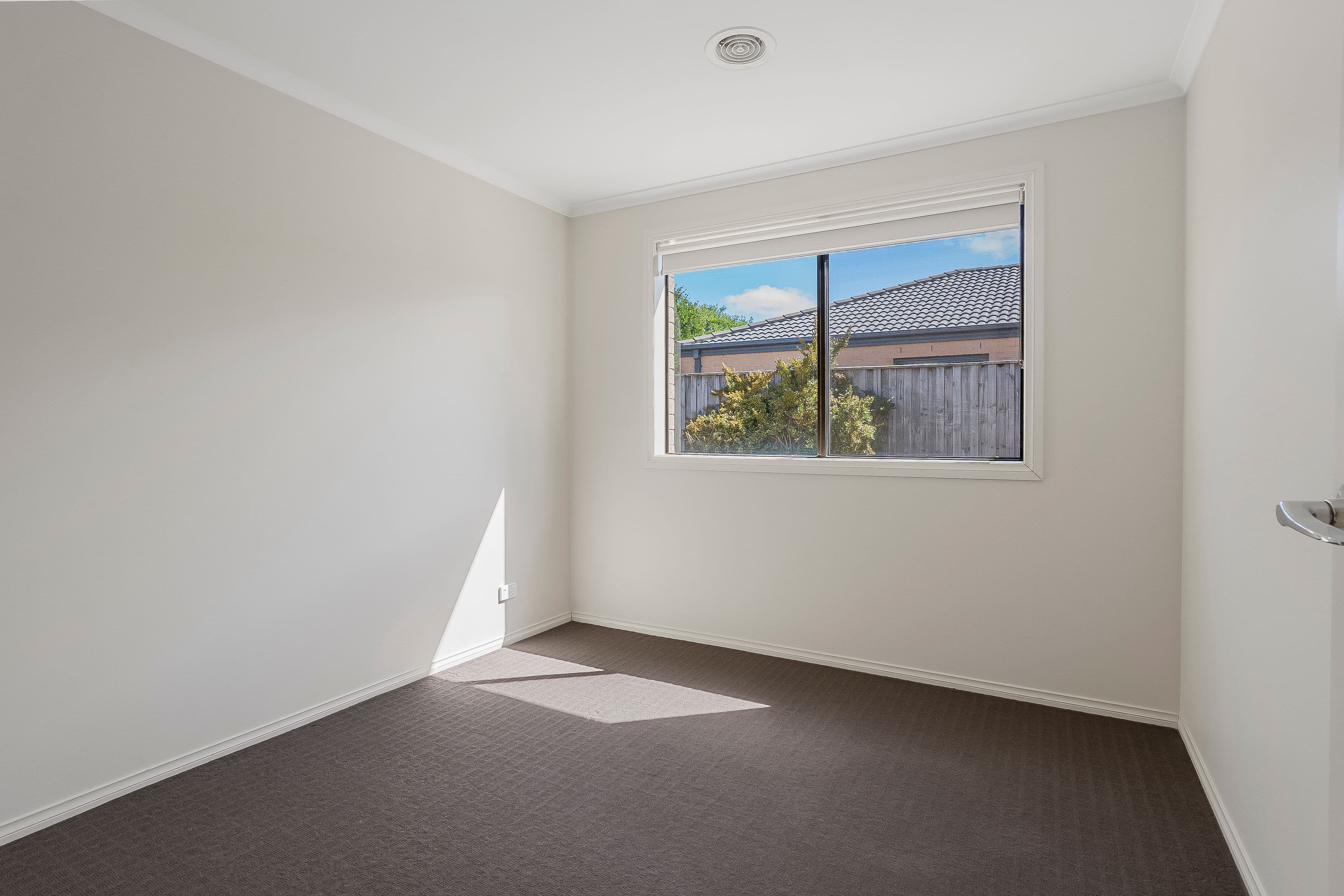 19 Devine Drive, Pakenham VIC 3810, Pakenham - Thumbnail 8