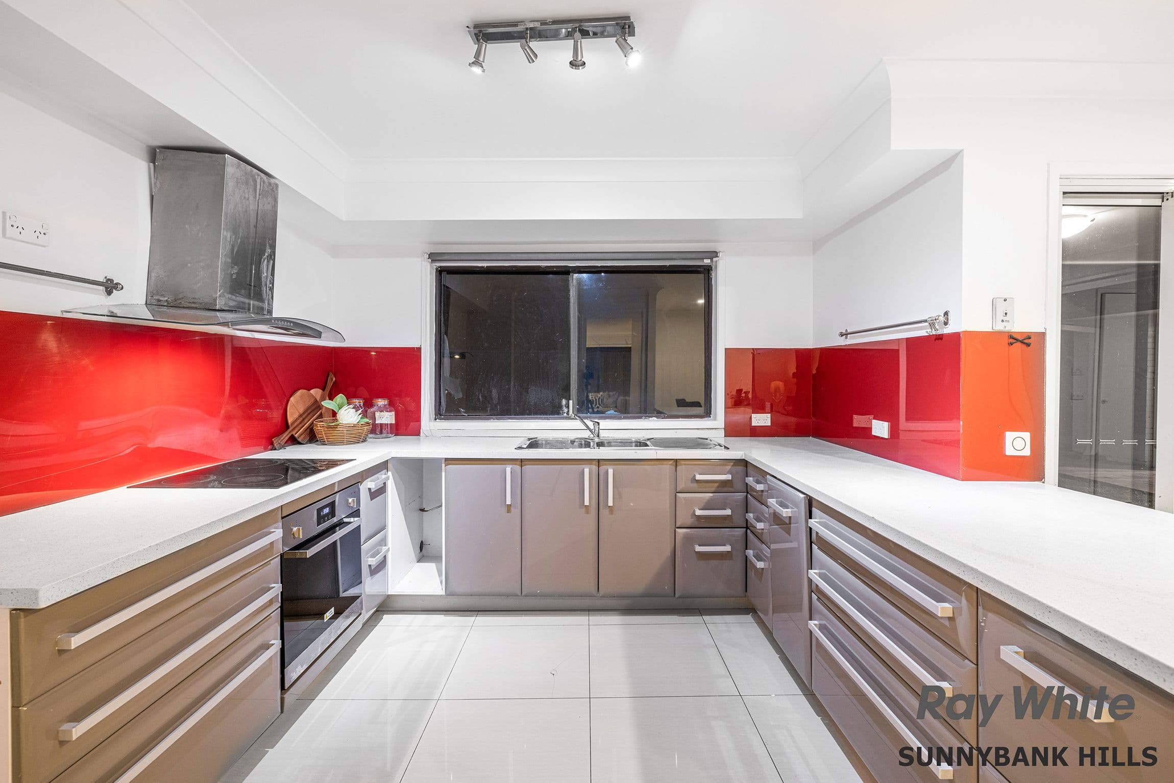 26 Dunstable Street, Macgregor QLD 4109, Macgregor - Thumbnail 6