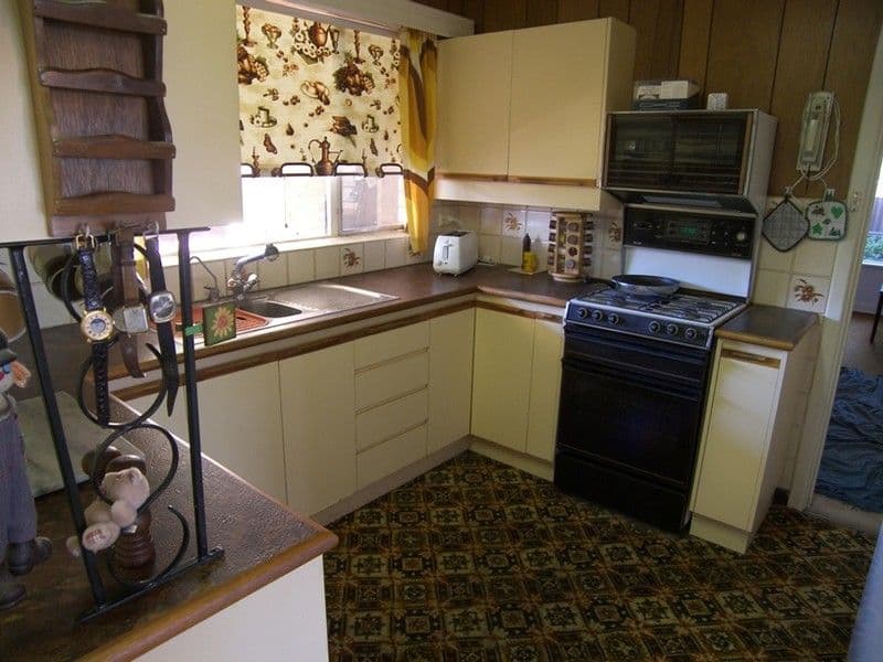 16 Valda Road, PARA HILLS SA 5096, Para Hills - Thumbnail 2