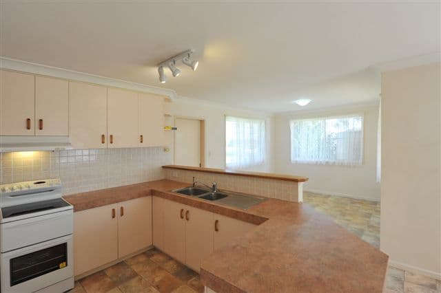 567 Greenwattle Street, GLENVALE QLD 4350, Glenvale - Thumbnail 4