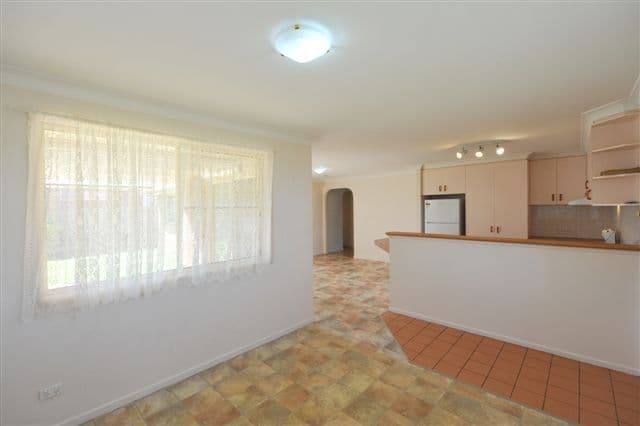 567 Greenwattle Street, GLENVALE QLD 4350, Glenvale - Thumbnail 6