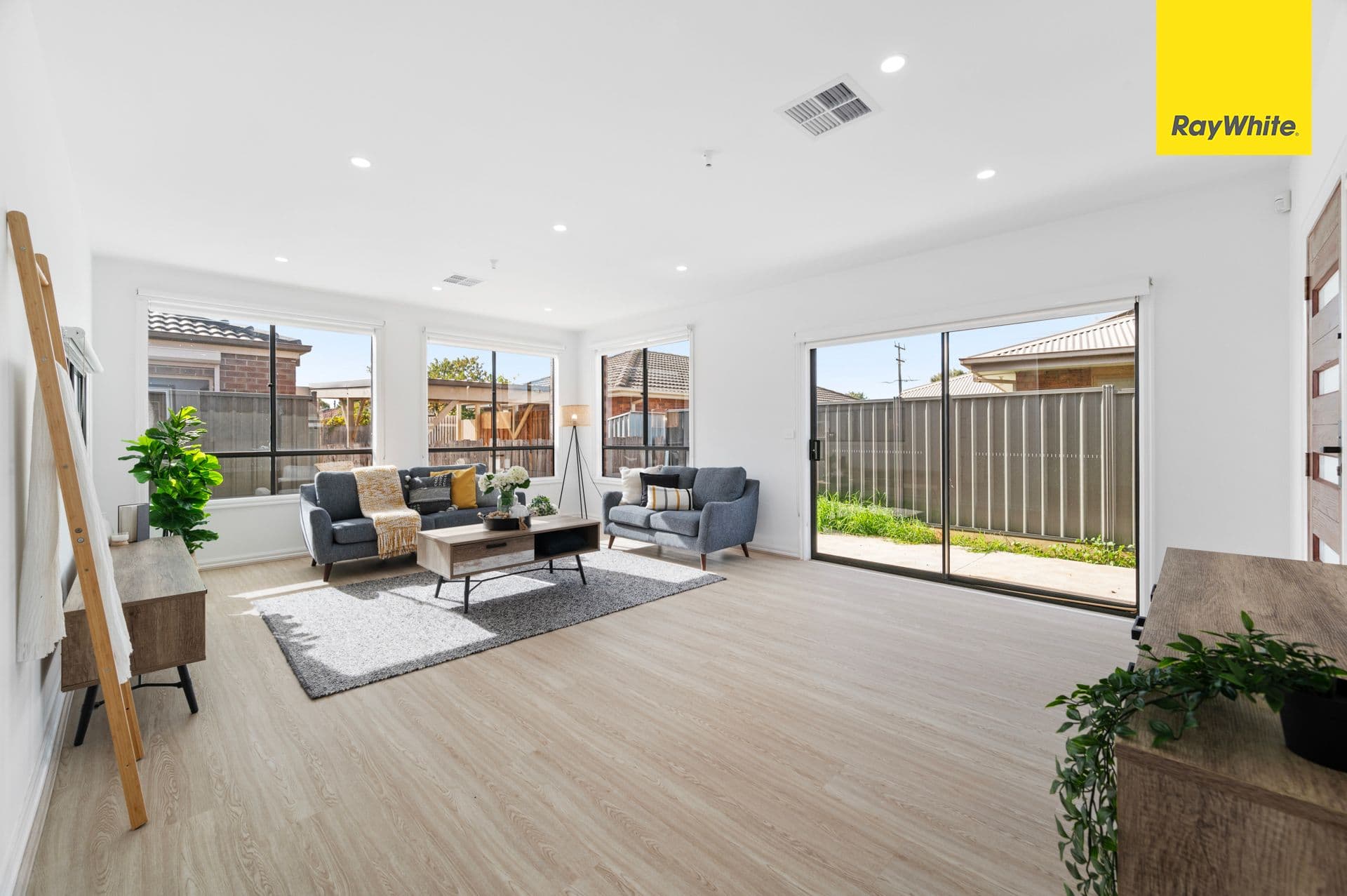 27 Rees Road, Melton South VIC 3338, Melton South - Thumbnail 2