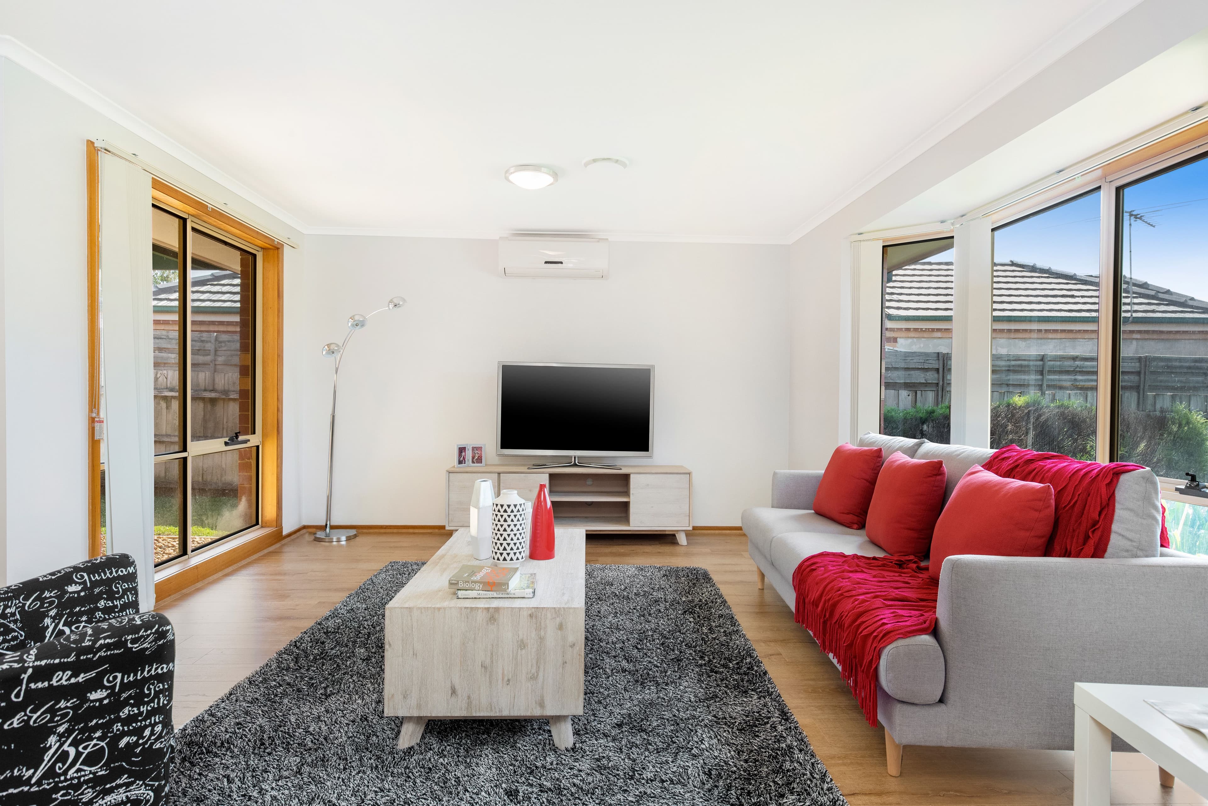21 Sark Court, Hoppers Crossing VIC 3029, Hoppers Crossing - Thumbnail 2