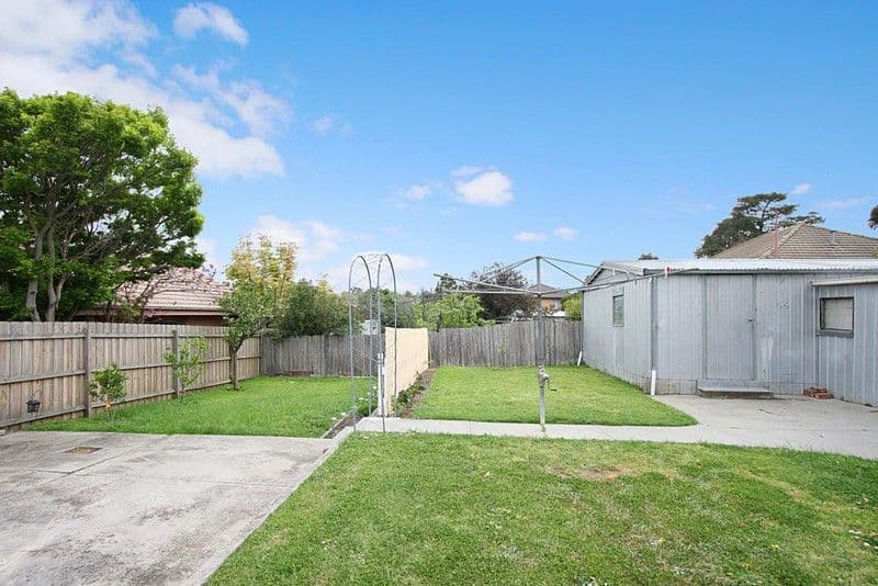 19 Waverley Road, CHADSTONE VIC 3148, Chadstone - Thumbnail 5