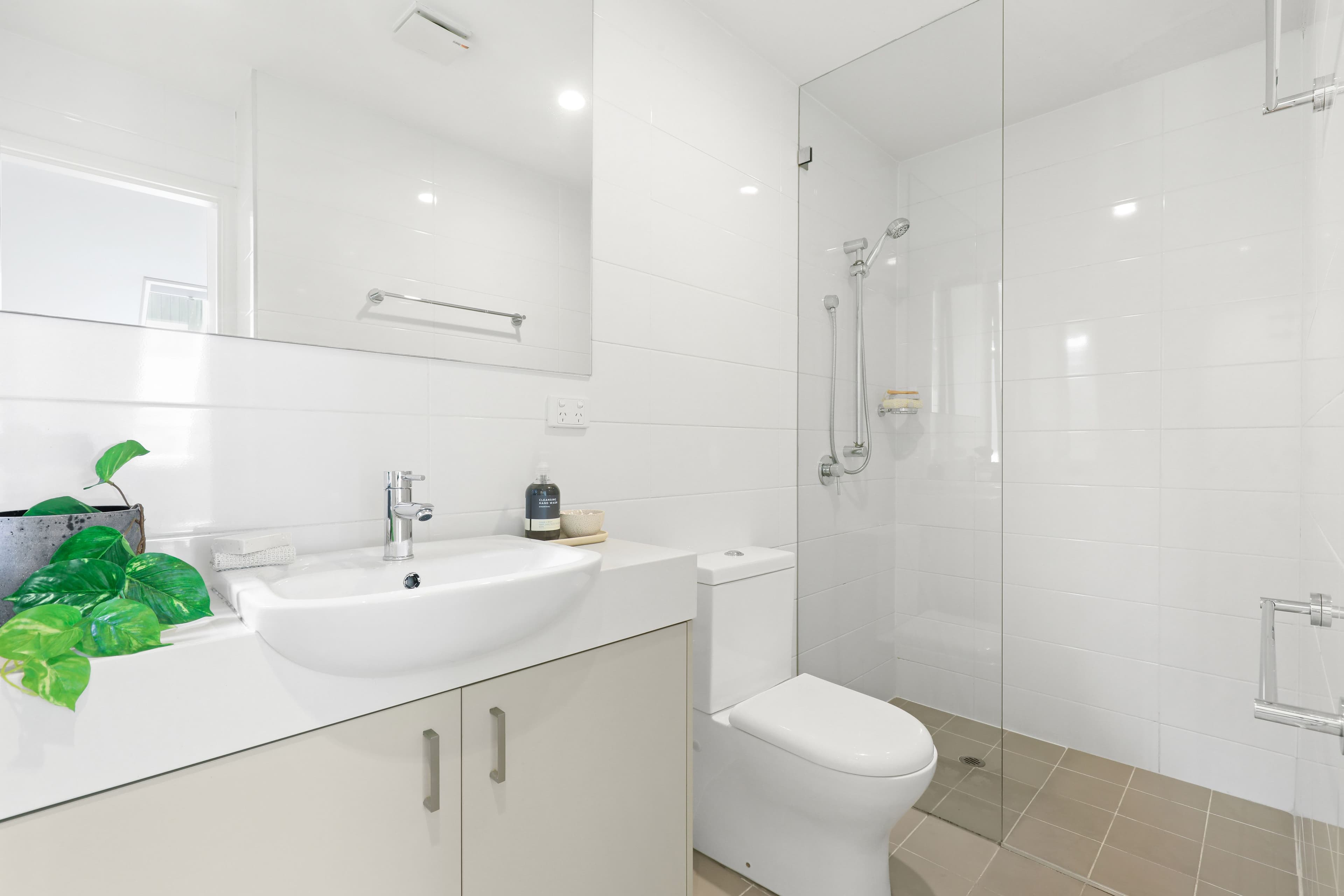 1a Gowrie Street, Newtown NSW 2042, Newtown - Thumbnail 5