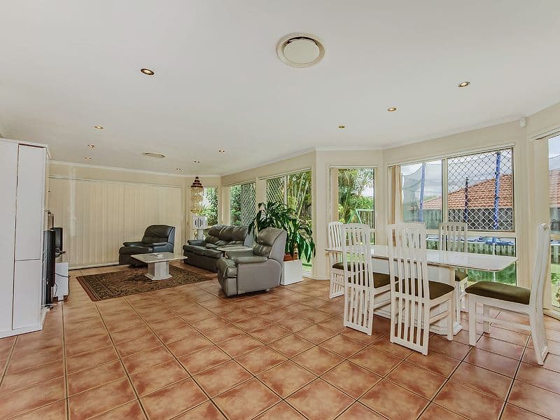 9 Beckington Terrace, MUDGEERABA QLD 4213, Mudgeeraba - Thumbnail 2