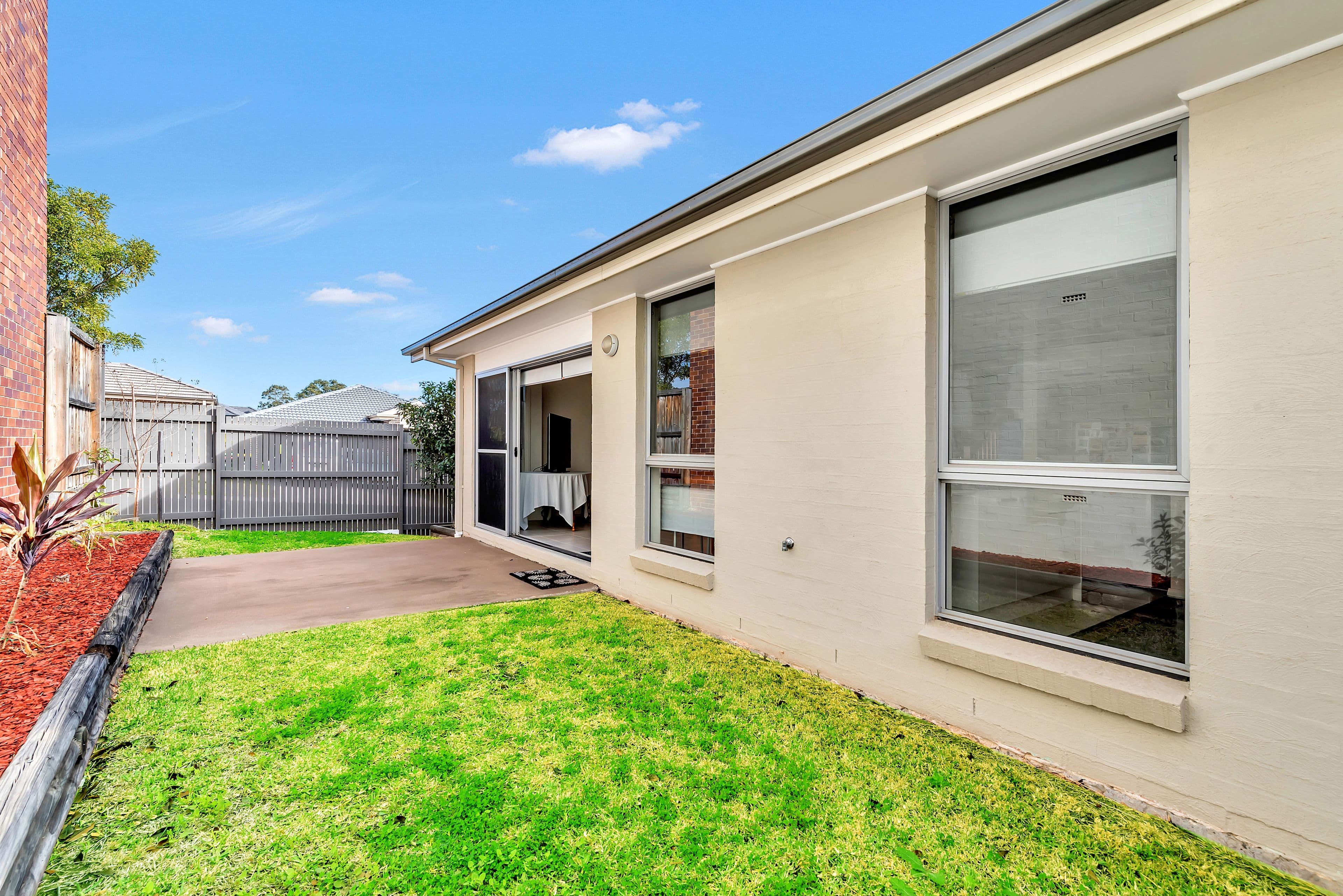 58 Mcintyre Circuit, Middleton Grange - Thumbnail 8