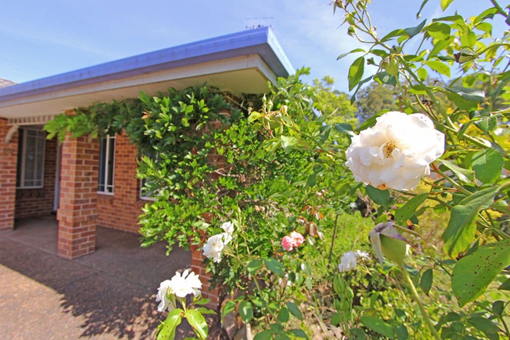12 Monica Grove, Mardi - Thumbnail 2