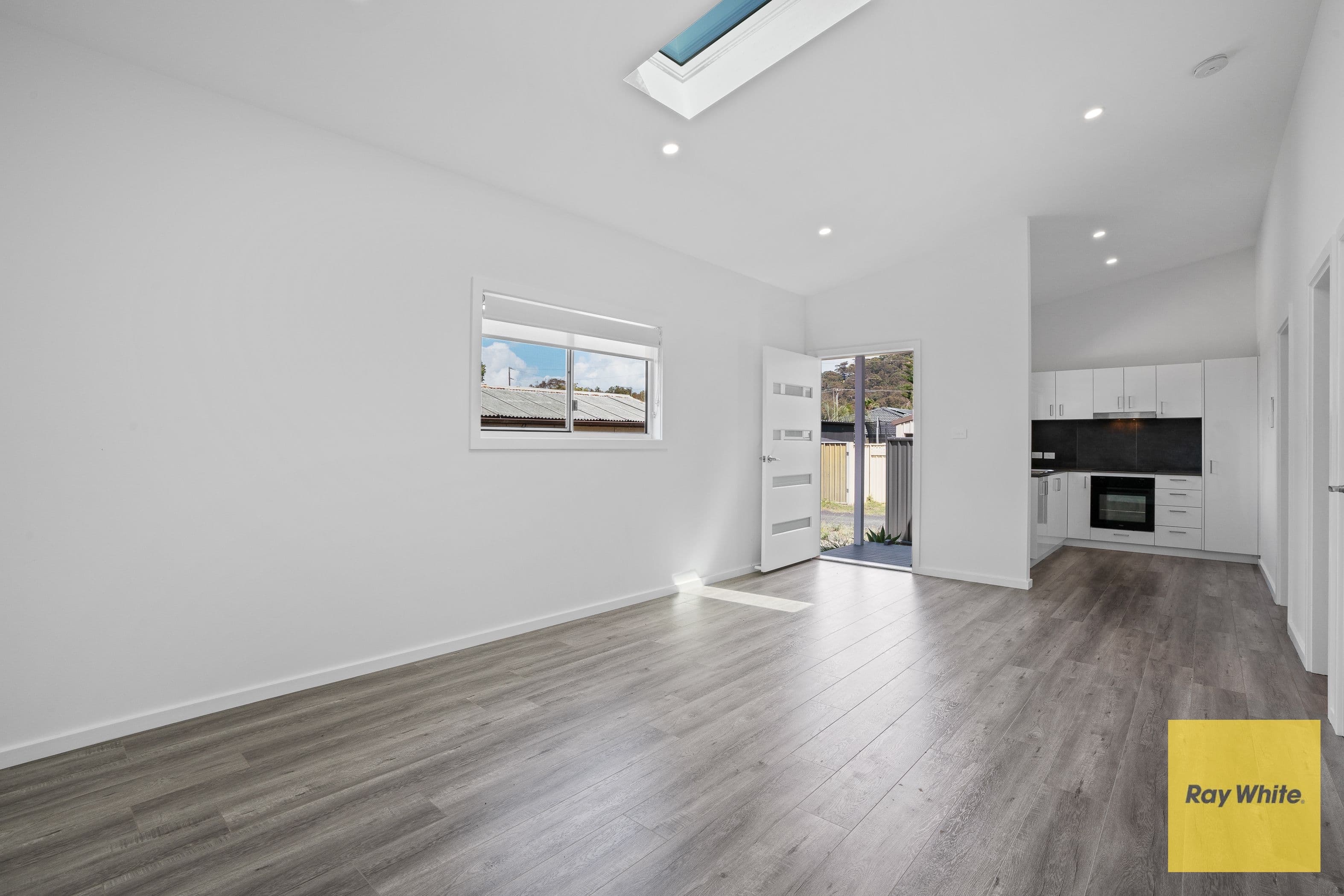 17 Breeze Street, Umina Beach NSW 2257, Umina Beach - Thumbnail 3