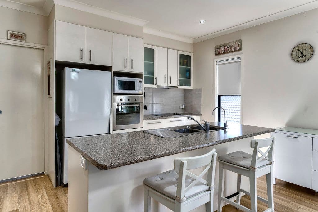 33 Callum Place, Bracken Ridge QLD 4017, Bracken Ridge - Thumbnail 2