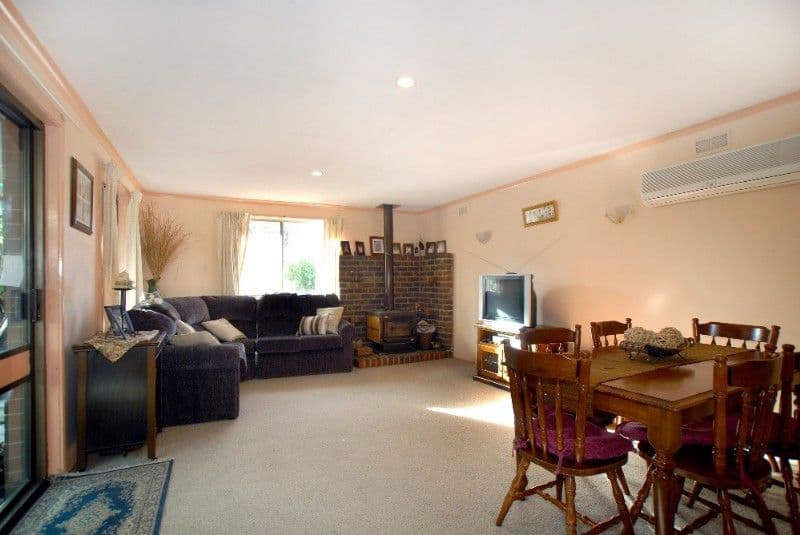 116 O'Connor Road, KNOXFIELD VIC 3180, Knoxfield - Thumbnail 2