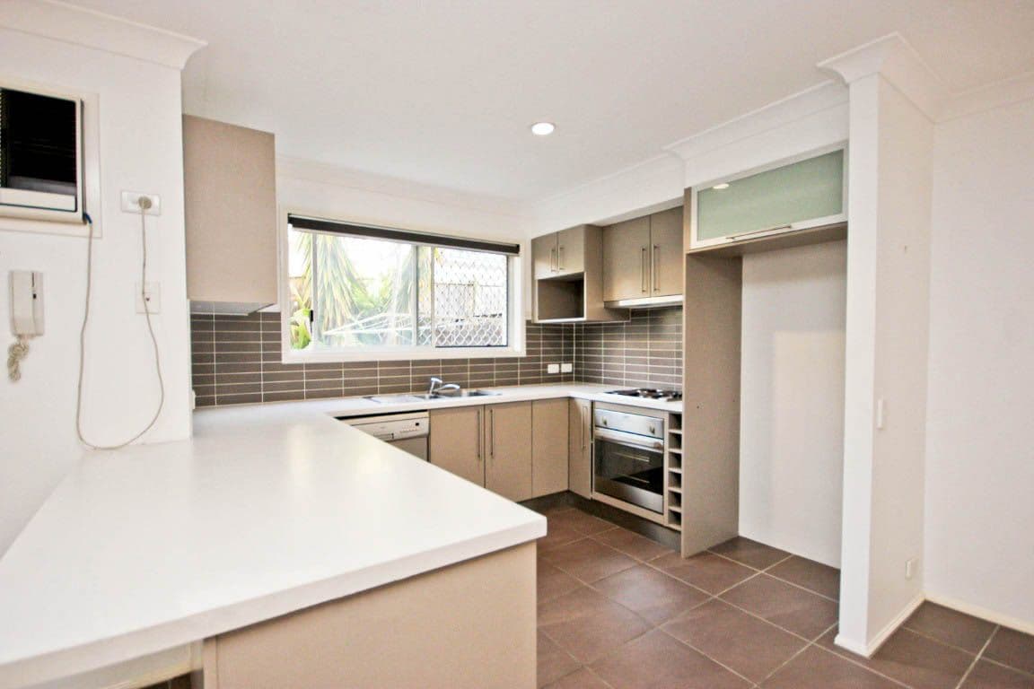 15 Killarney Avenue, Robina QLD 4226, Robina - Thumbnail 2