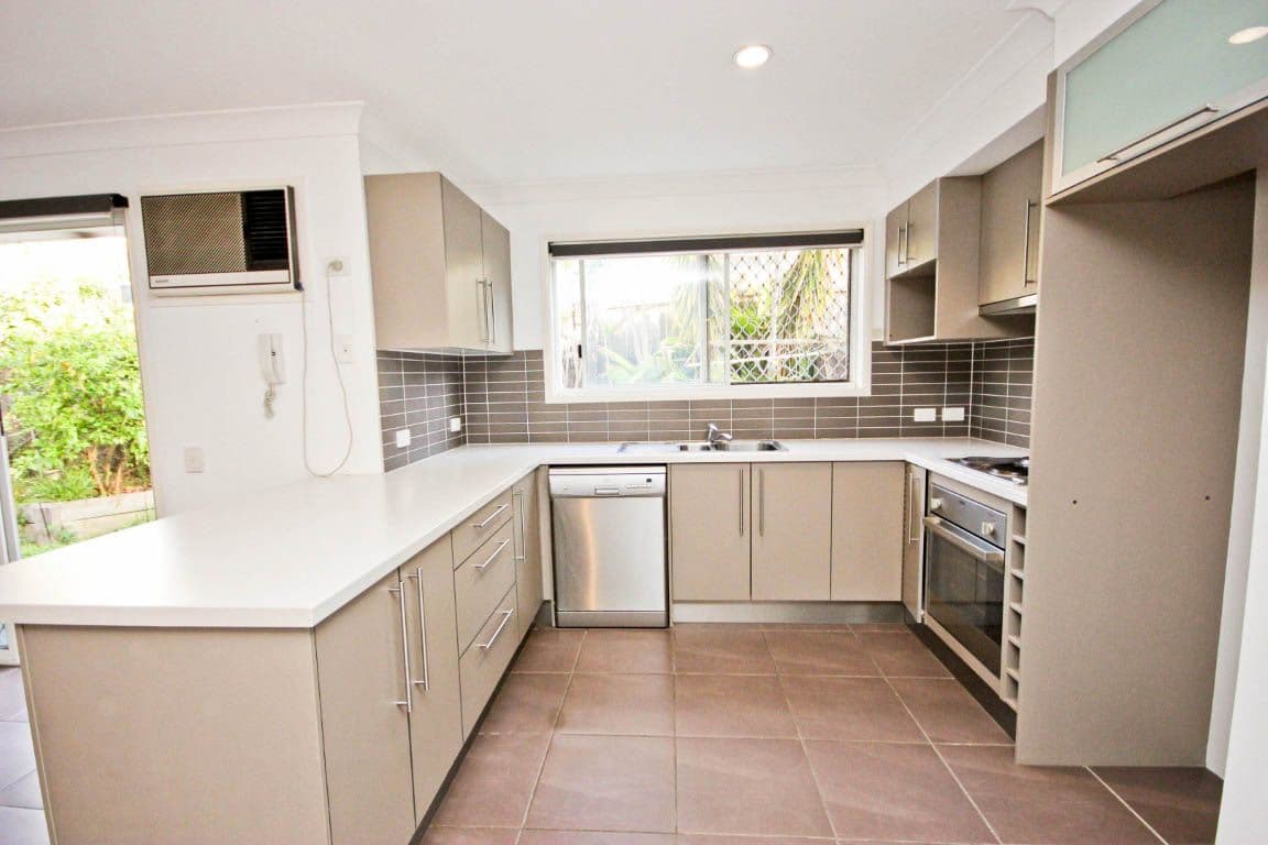 15 Killarney Avenue, Robina QLD 4226, Robina - Thumbnail 3