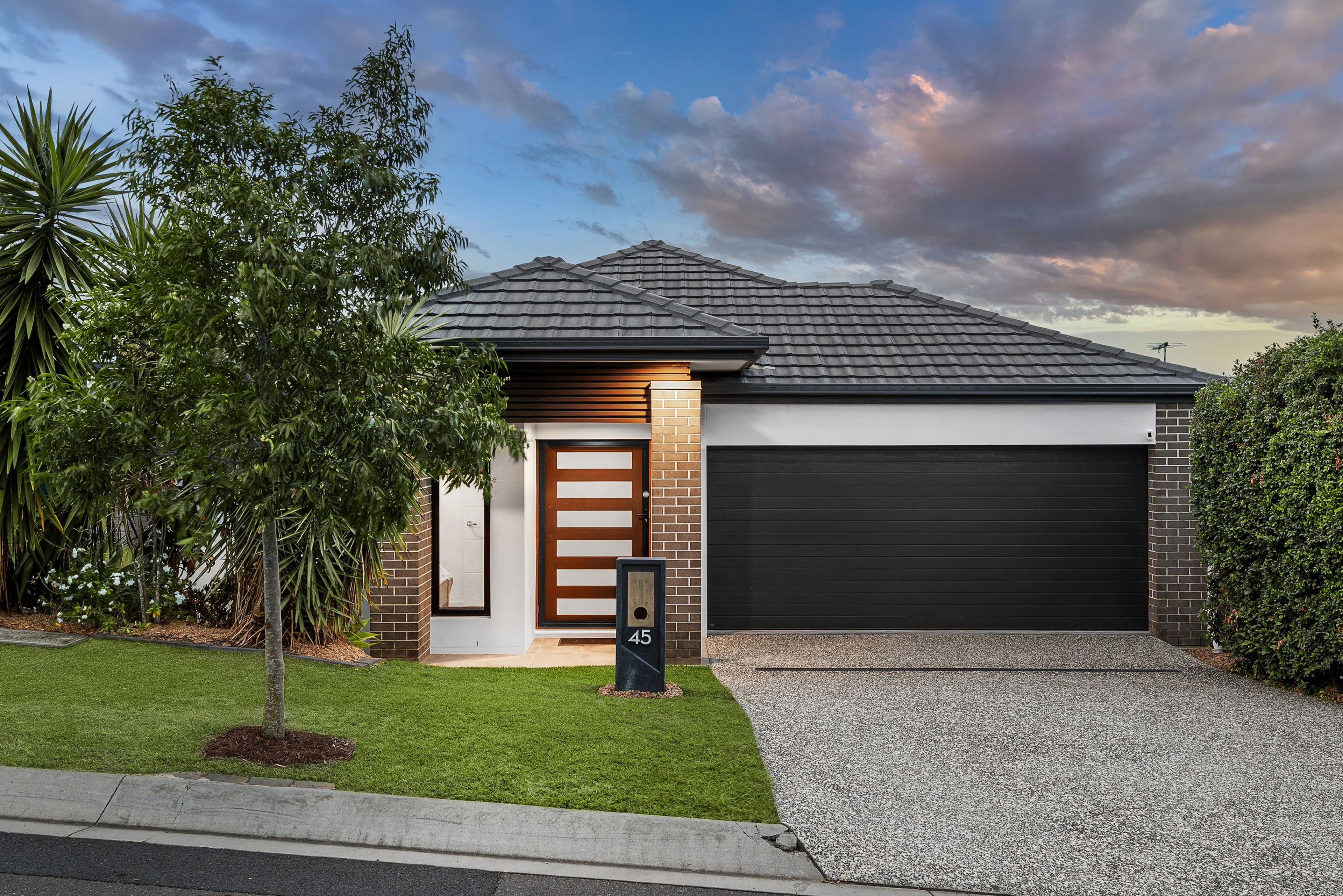 45 Mazeppa Street, South Ripley QLD 4306, South Ripley - Thumbnail 2