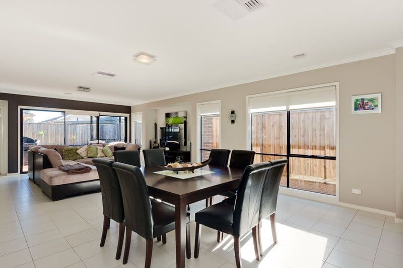 25 Mabel Street, DOREEN VIC 3754, Doreen - Thumbnail 2