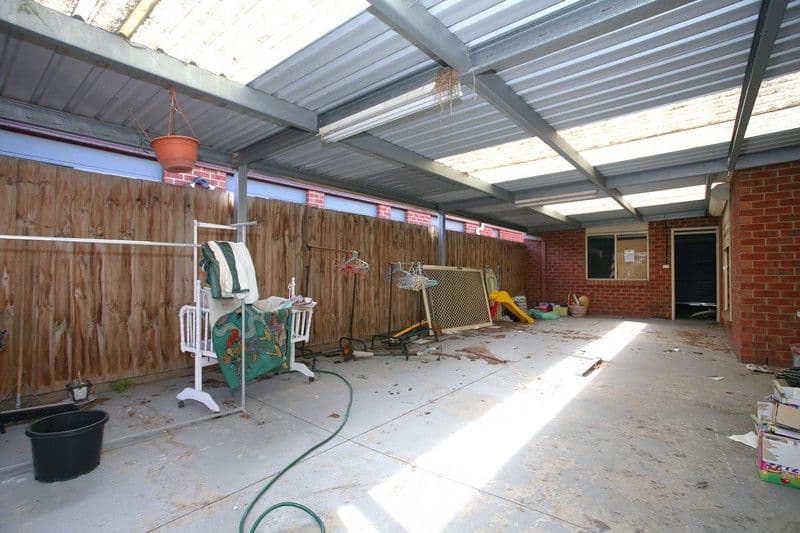 7 Rimu Close, DOVETON VIC 3177, Doveton - Thumbnail 3
