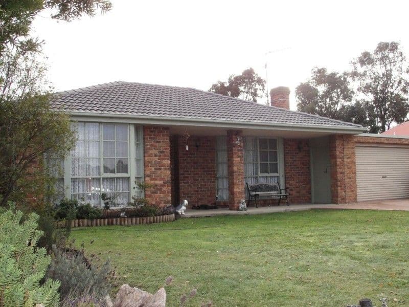 3 Rae Court, PAKENHAM VIC 3810, Pakenham - Image 1