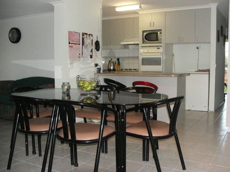 3 Rae Court, PAKENHAM VIC 3810, Pakenham - Thumbnail 4