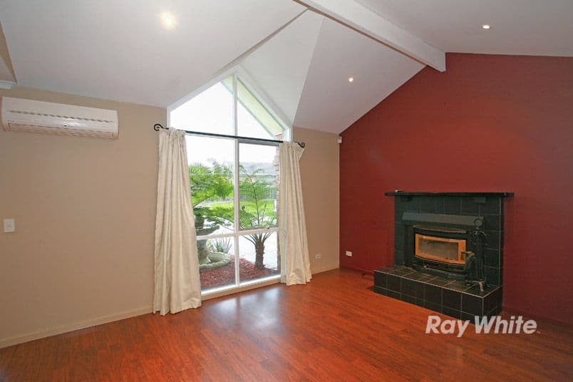 19 Friendship Close, CRANBOURNE VIC 3977, Cranbourne West - Thumbnail 5