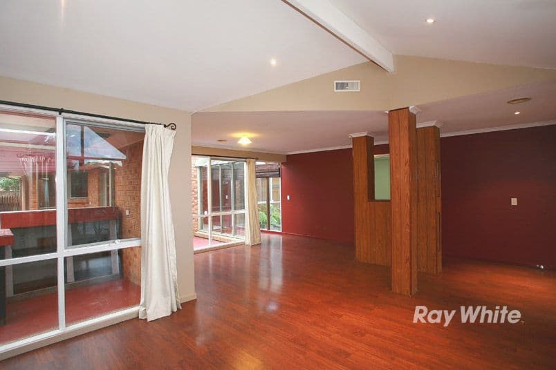 19 Friendship Close, CRANBOURNE VIC 3977, Cranbourne West - Thumbnail 8