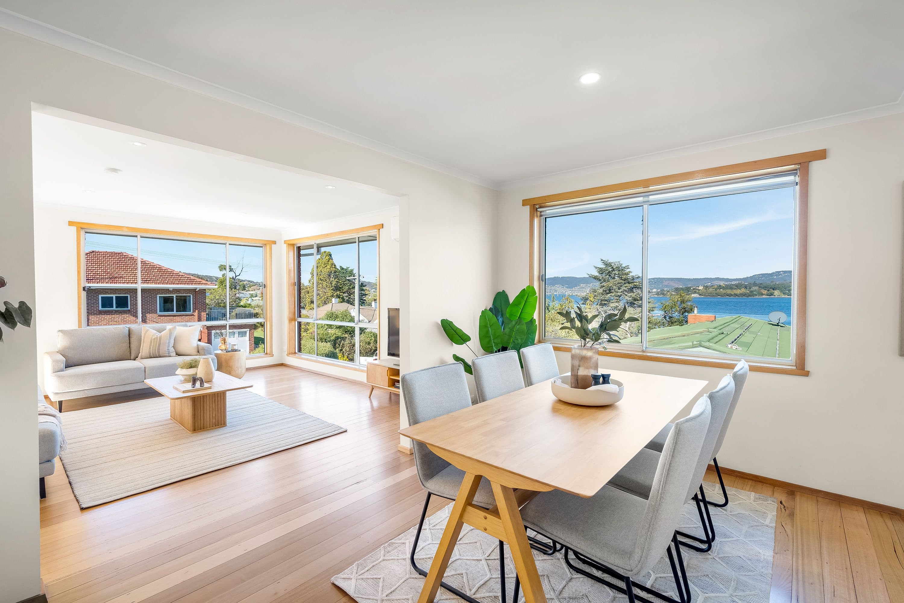 127 Derwent Avenue, Lindisfarne TAS 7015, Lindisfarne - Thumbnail 7