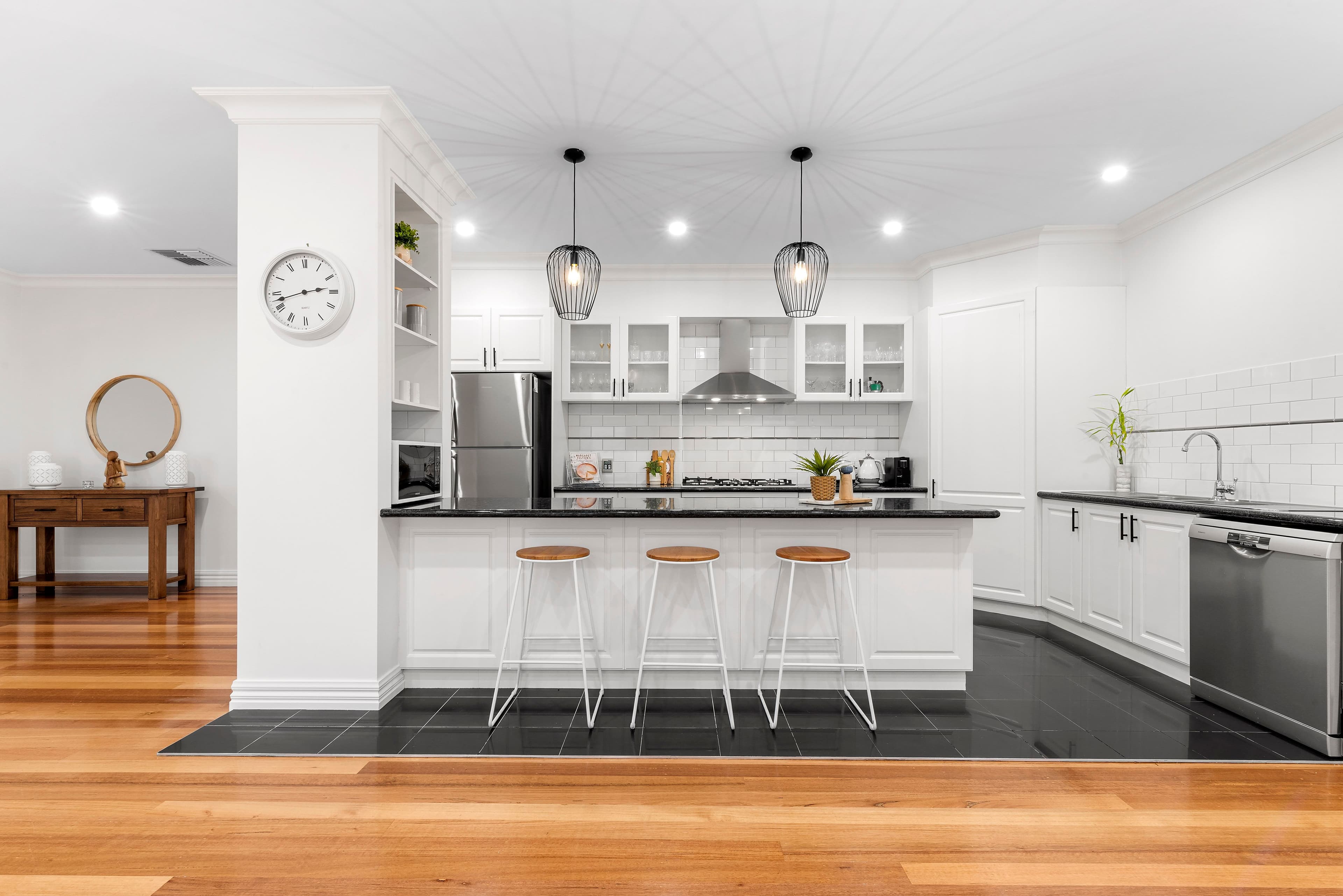 137 Telopea Crescent, Mill Park VIC 3082, Mill Park - Thumbnail 4