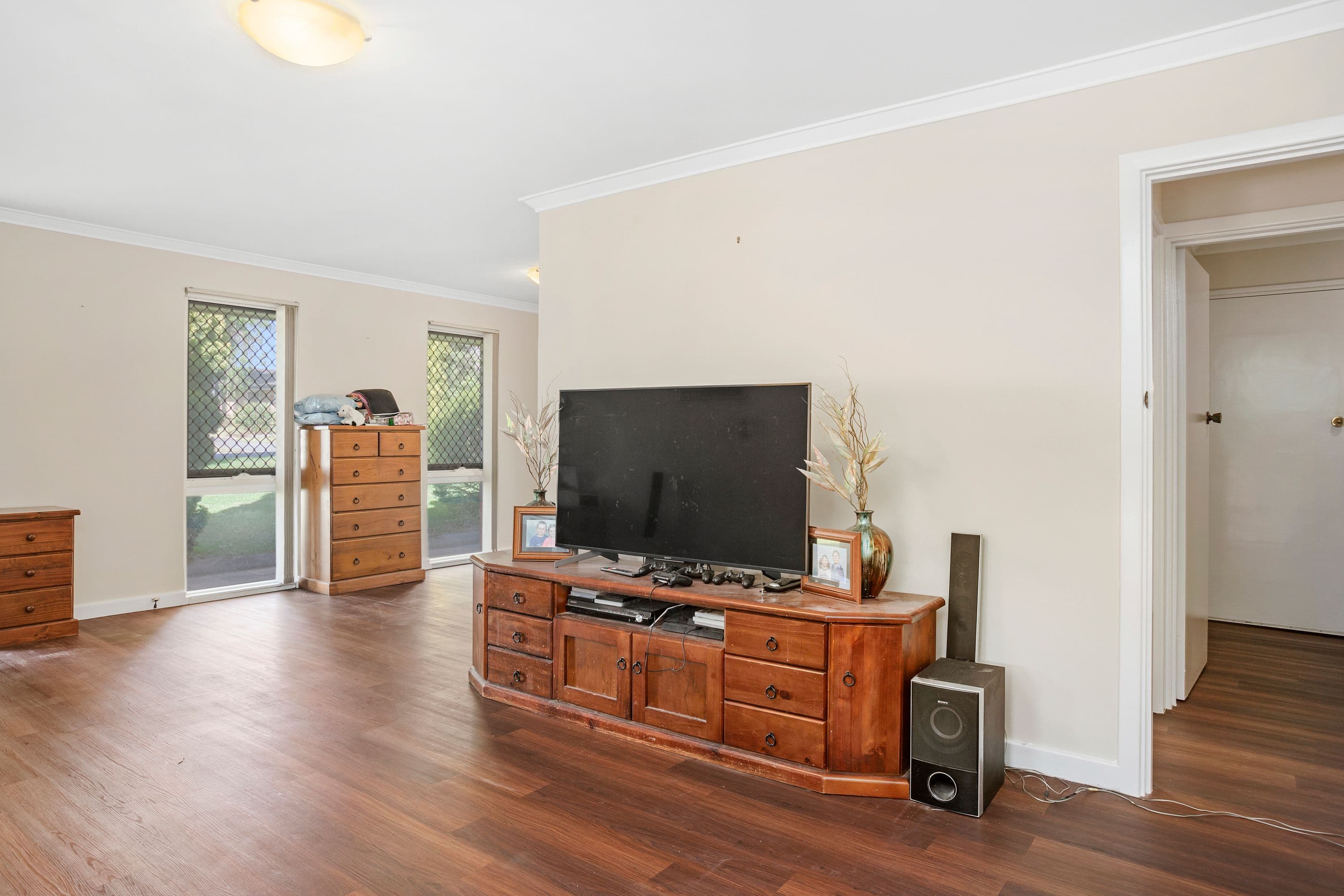6 Chilham Place, Gosnells WA 6110, Gosnells - Thumbnail 2