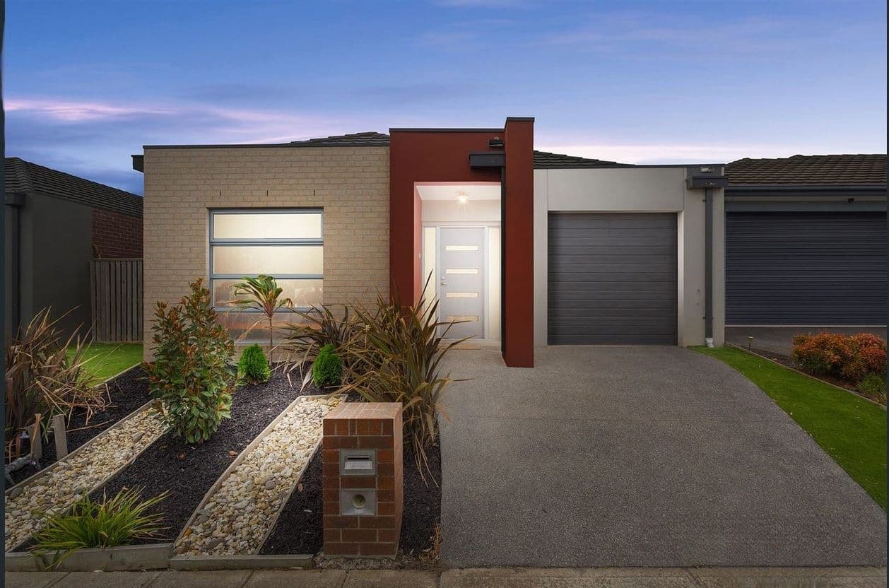18 Feldgrau Rise, Epping VIC 3076, Epping - Image 1