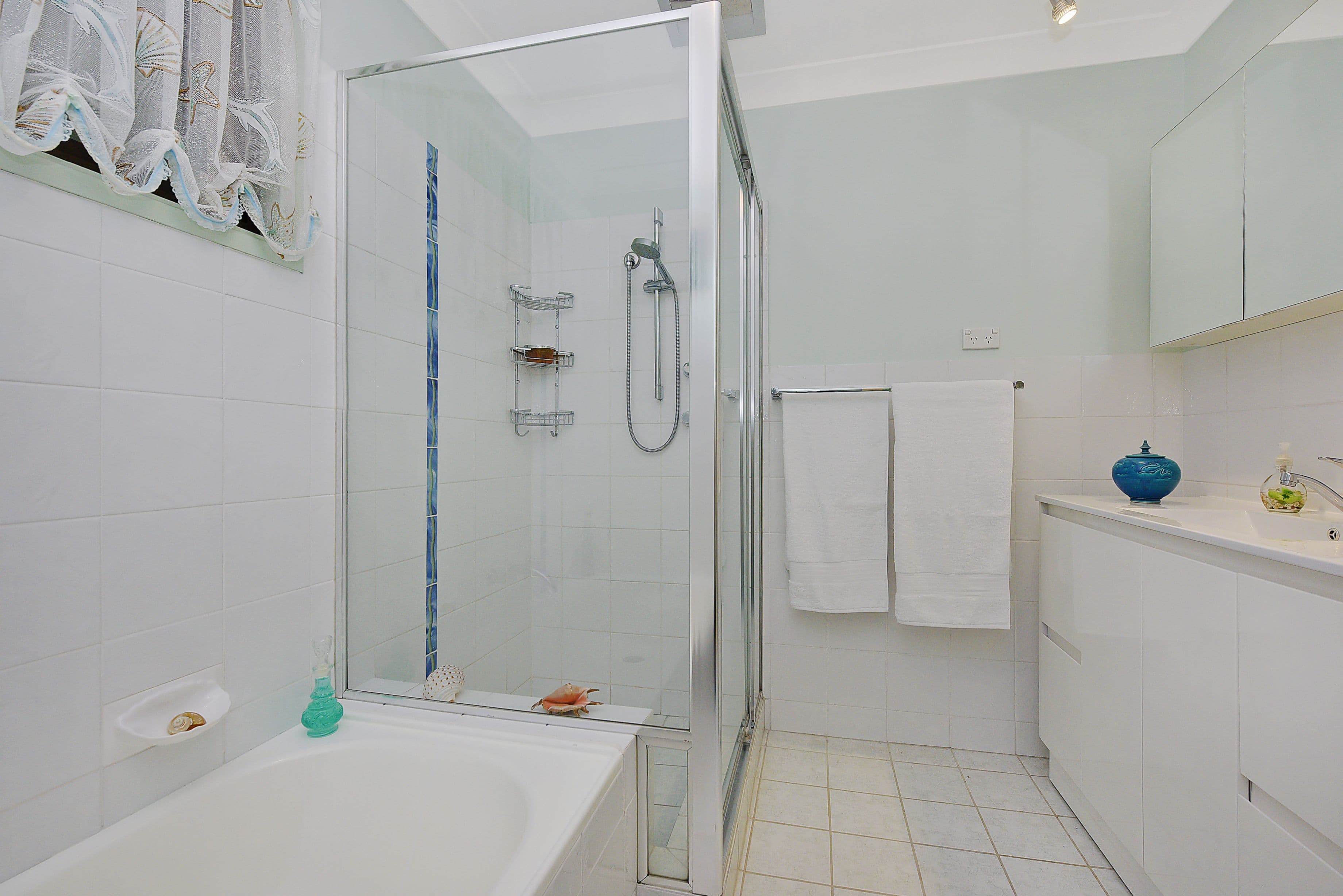 5 Howes Close, Westleigh - Thumbnail 8