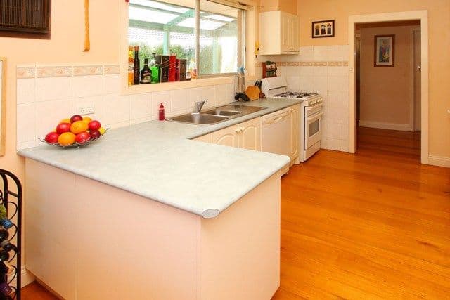 4 Green Avenue, KINGSBURY VIC 3083, Kingsbury - Thumbnail 3