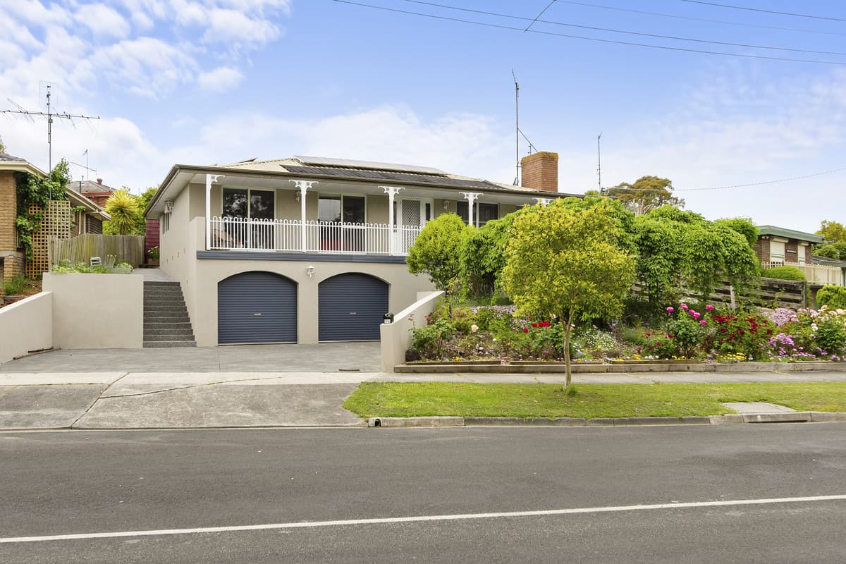 5 Tea Tree Place, SOMERVILLE, Churchill - Image 1